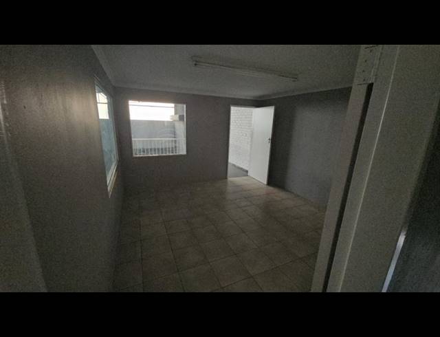 INDUSTRIAL PROPERTY TO RENT IN HALFWAY HOUSE